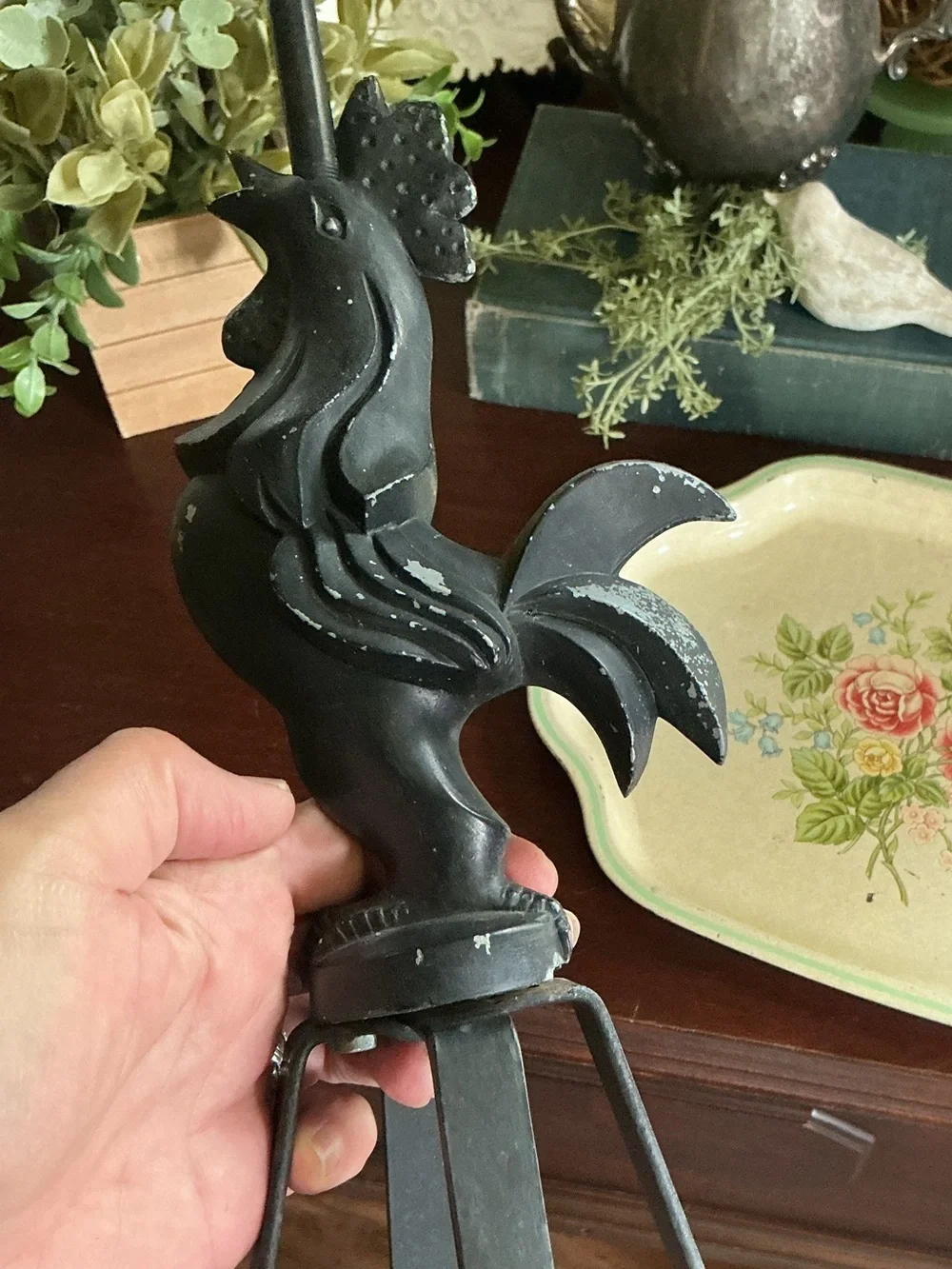 READ Black Rooster Table Lamp Base READ